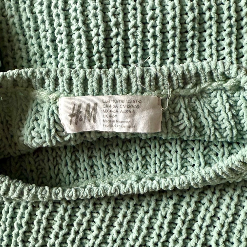 H&M Ribbed Crew Neck Sweater - Picture 3 of 8